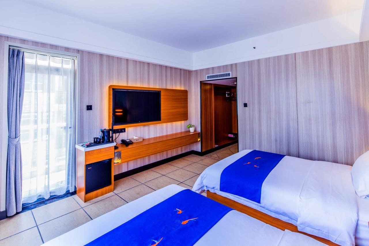 סניה Linda Seaview Hotel מראה חיצוני תמונה