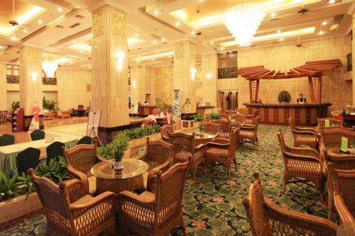 סניה Linda Seaview Hotel מסעדה תמונה